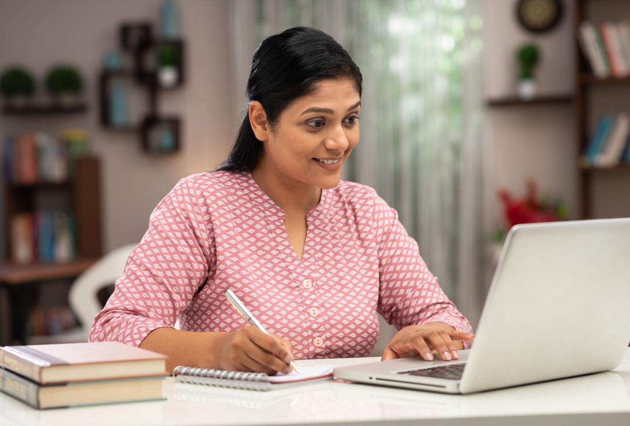 From Traditional Preparation to AI-Assisted Teaching